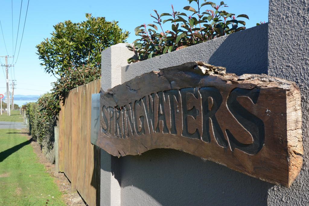 روتوروا Springwaters Lodge المظهر الخارجي الصورة